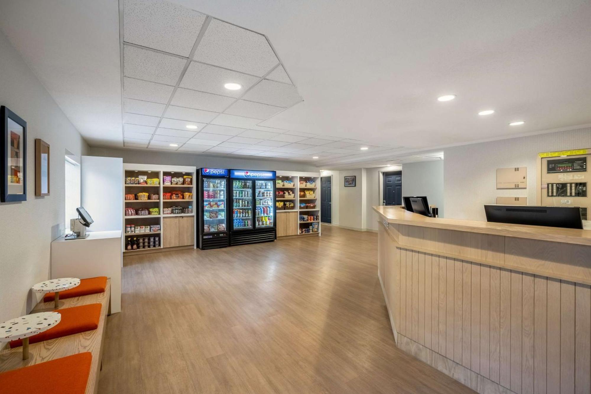 Sonesta Simply Suites Jersey City - Newly Renovated Exterior photo