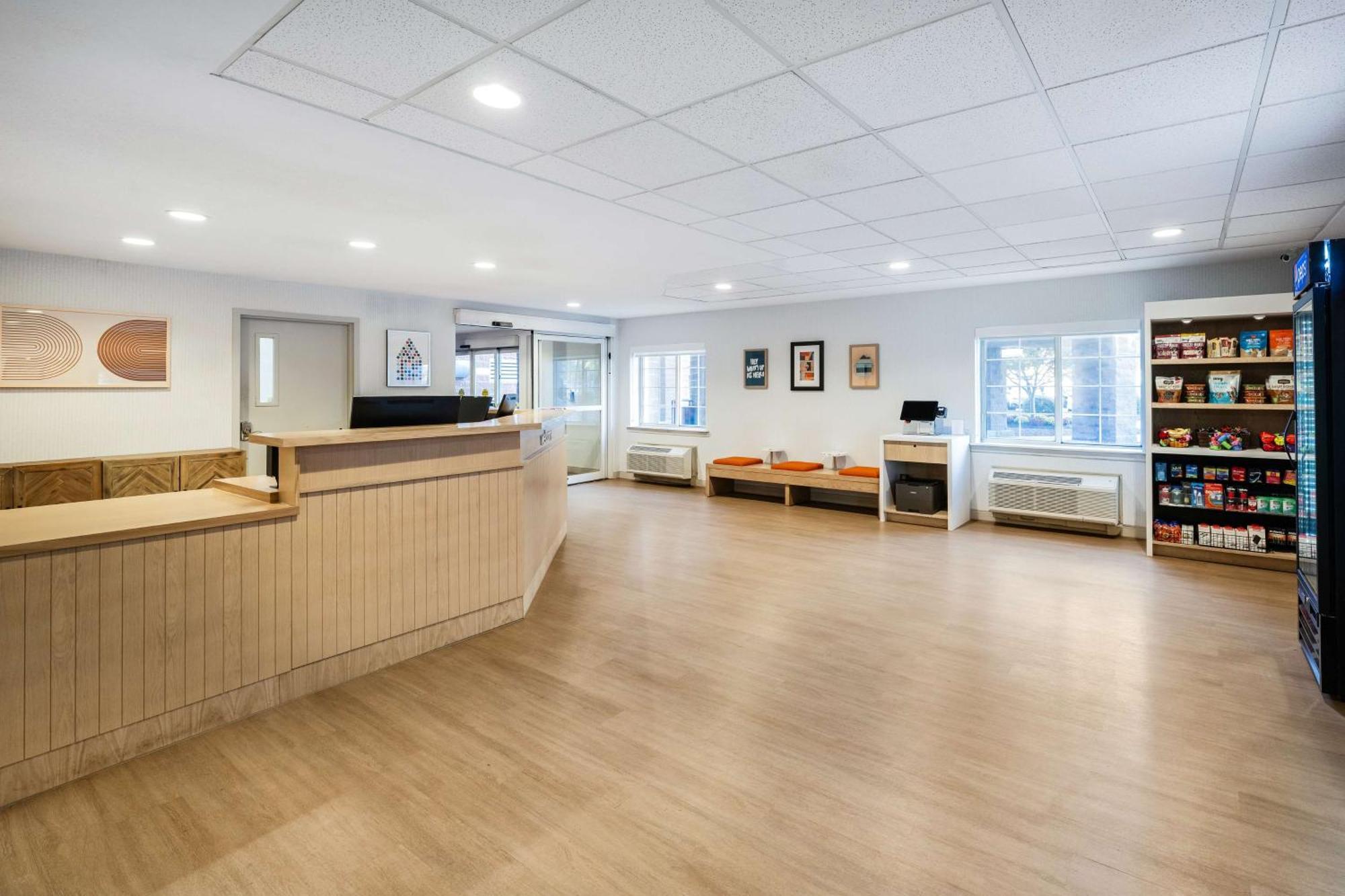 Sonesta Simply Suites Jersey City - Newly Renovated Exterior photo