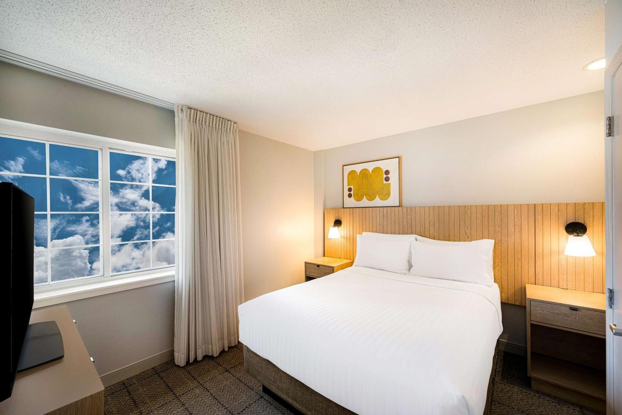 Sonesta Simply Suites Jersey City - Newly Renovated Exterior photo