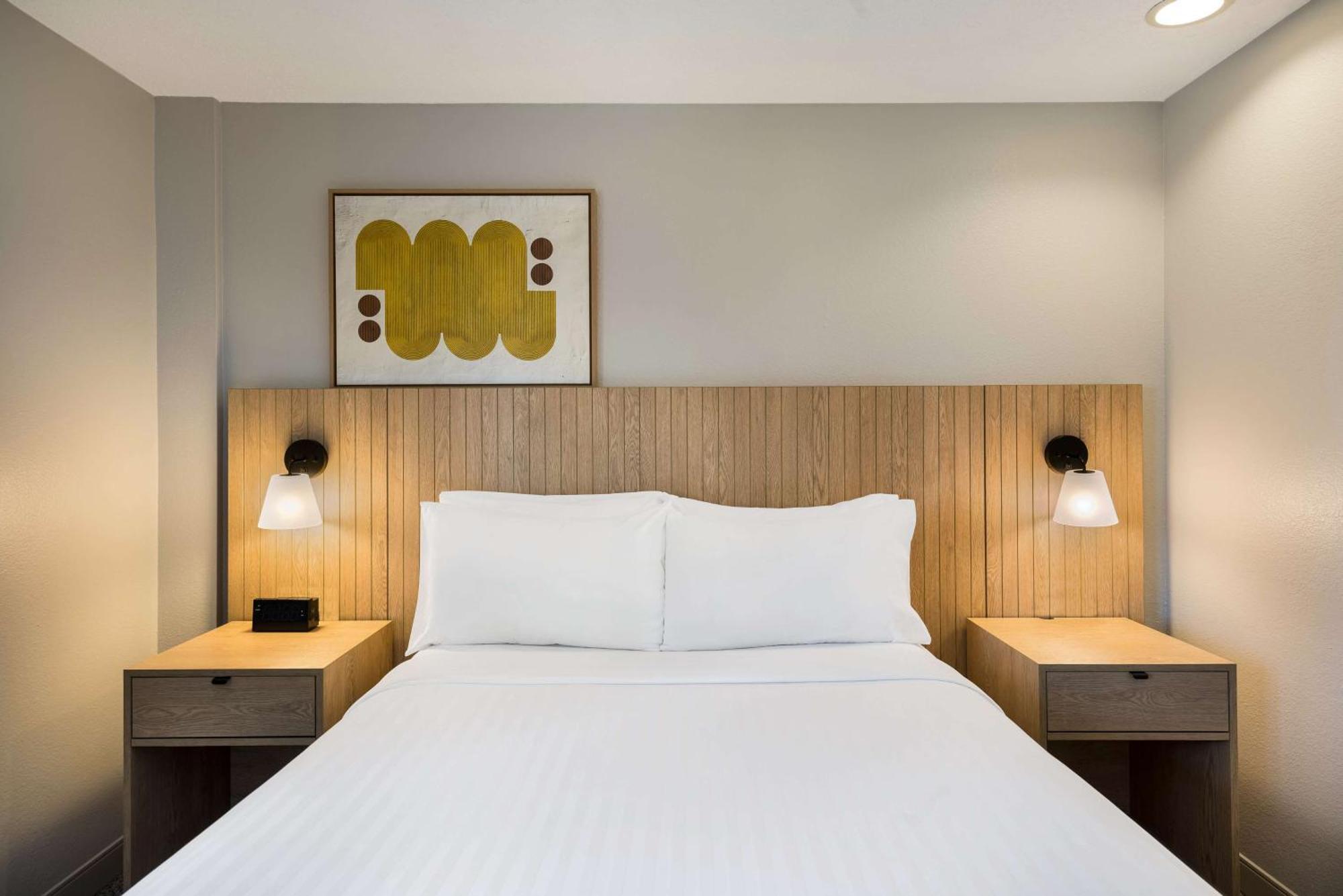 Sonesta Simply Suites Jersey City - Newly Renovated Exterior photo
