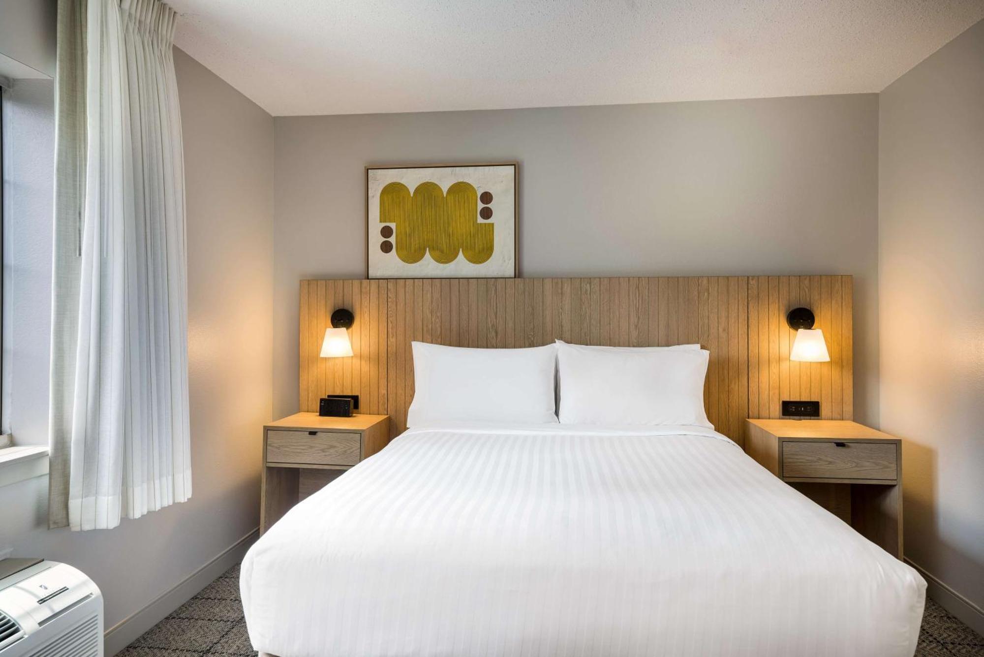 Sonesta Simply Suites Jersey City - Newly Renovated Exterior photo